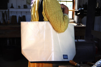 Intrepid Balloon Tote Bags: Large
